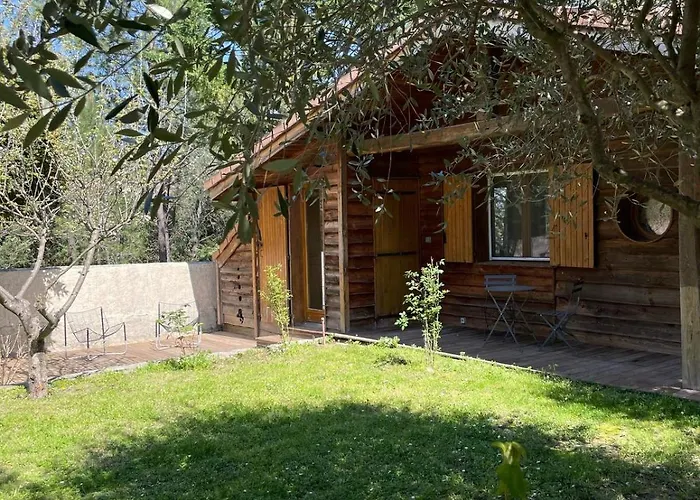 Le Des Oliviers Chalé Vezenobres